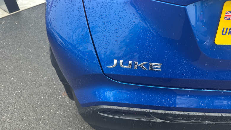 Nissan Juke 1.0 DiG-T Tekna 5dr DCT Petrol Hatchback